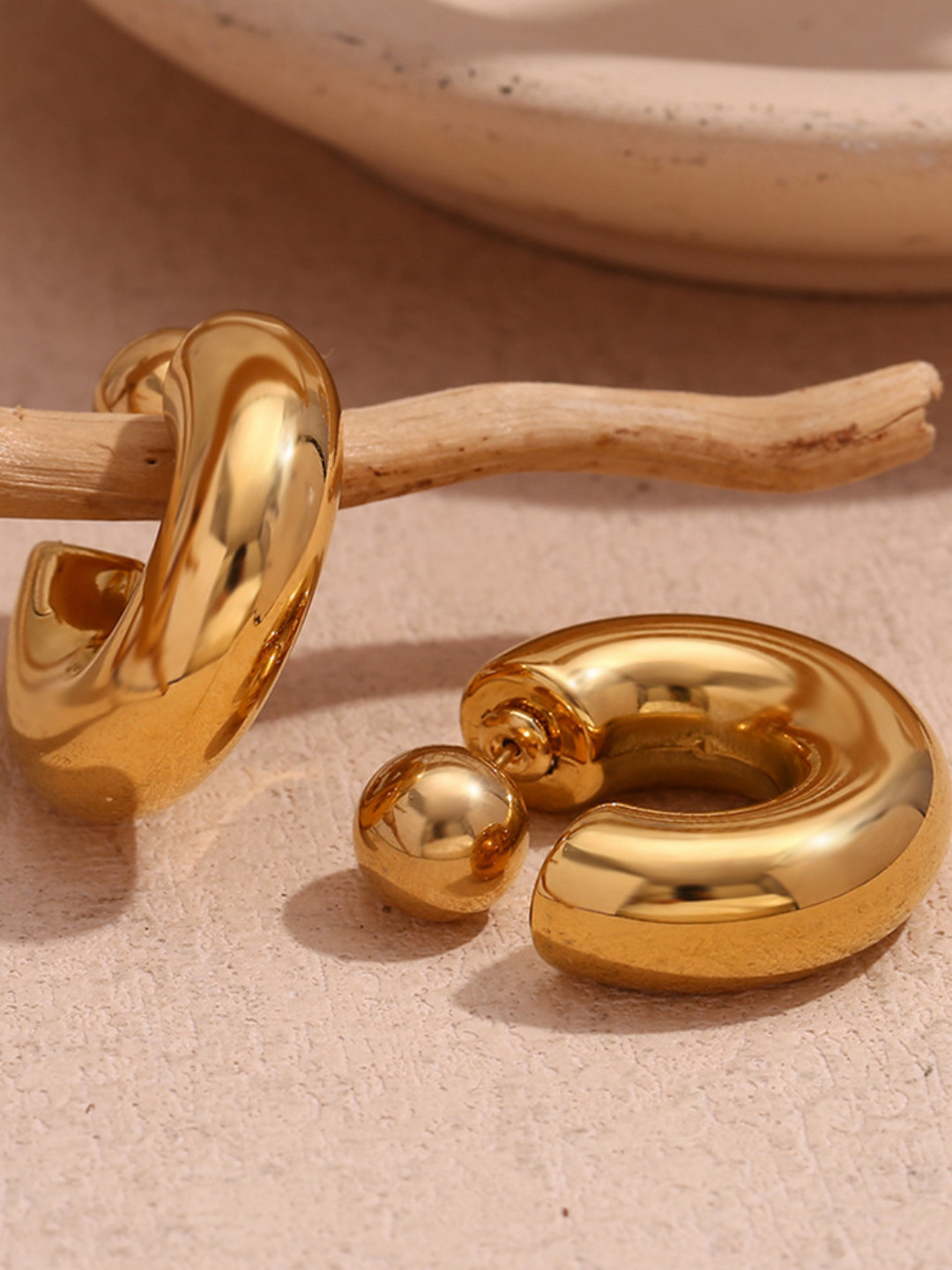 ShopSiiri Iconic Chunky Earrings 18k Gold Plated Anti Tarnish