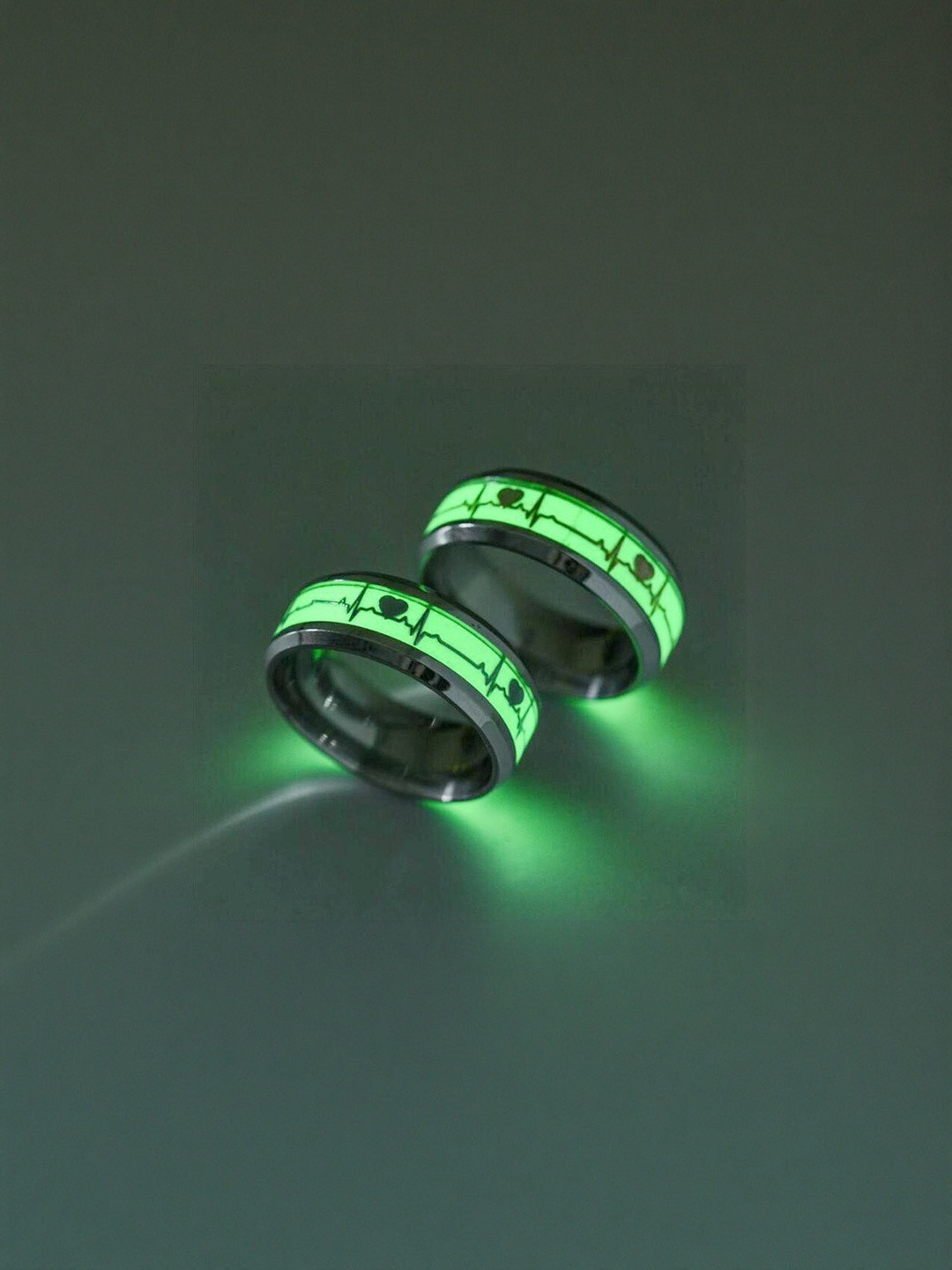 Teeragaj Set Of 2 Stainless Steel Radium Finger Rings