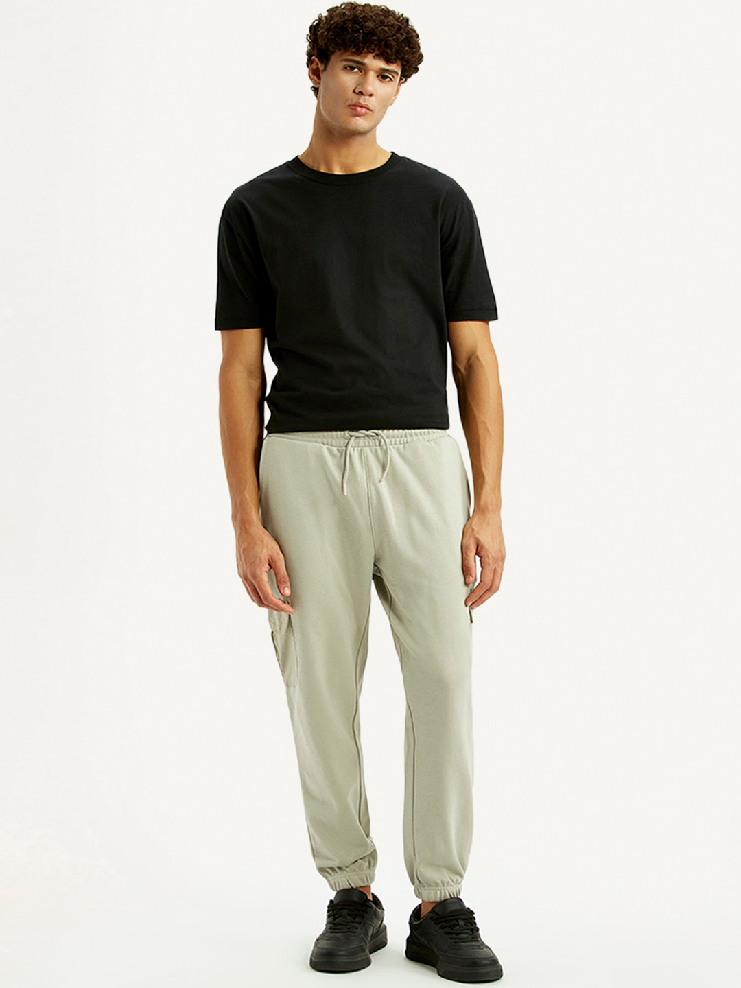 Levis Men Mid-Rise Regular Fit Cargos