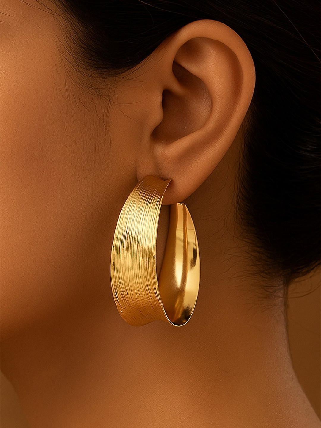 Chica Bonita Hoops 18k Gold Plated Anti Tarnish