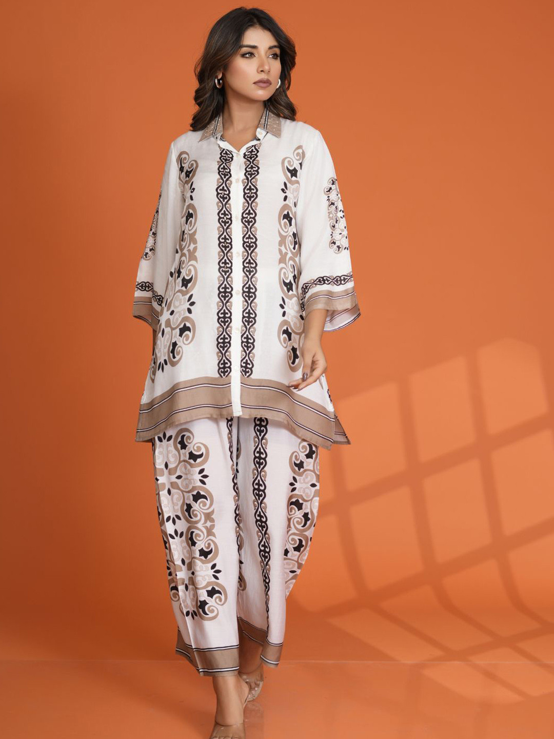 Kaftanize White & Brown Floral Placement Print Co-ord Set In Muslin