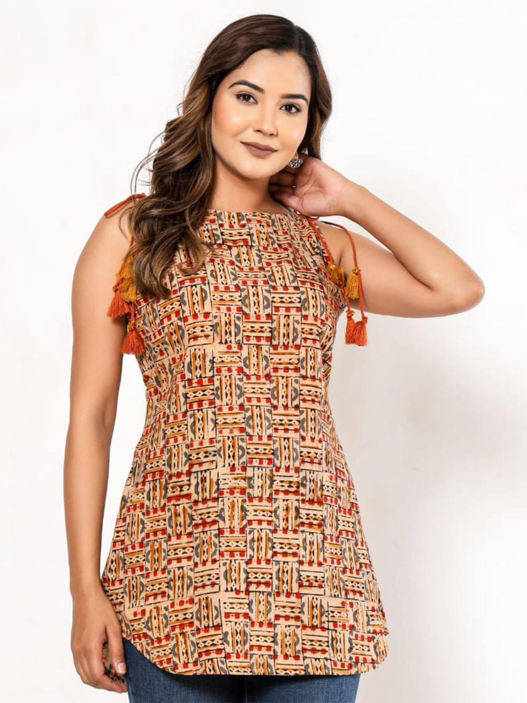 Kaftanize Women Coral and Mustard Geometric Printed Short Kurti