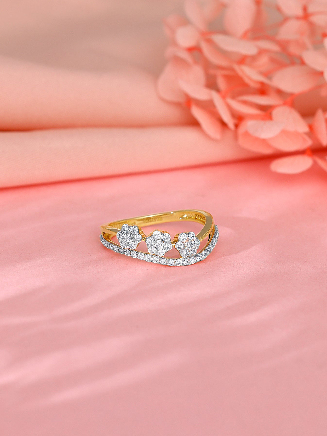 GIVA Gold Roseate Dream Diamond Ring-1.85 gms