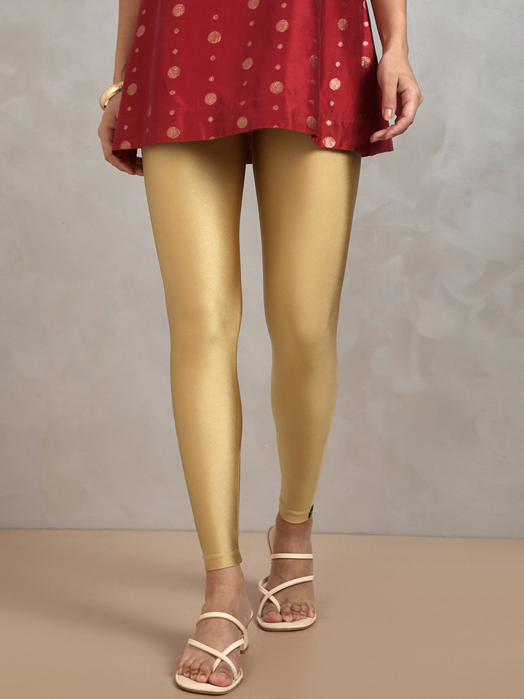 TWIN BIRDS Women Gold-Coloured Solid Shimmer Ankle-Length Leggings