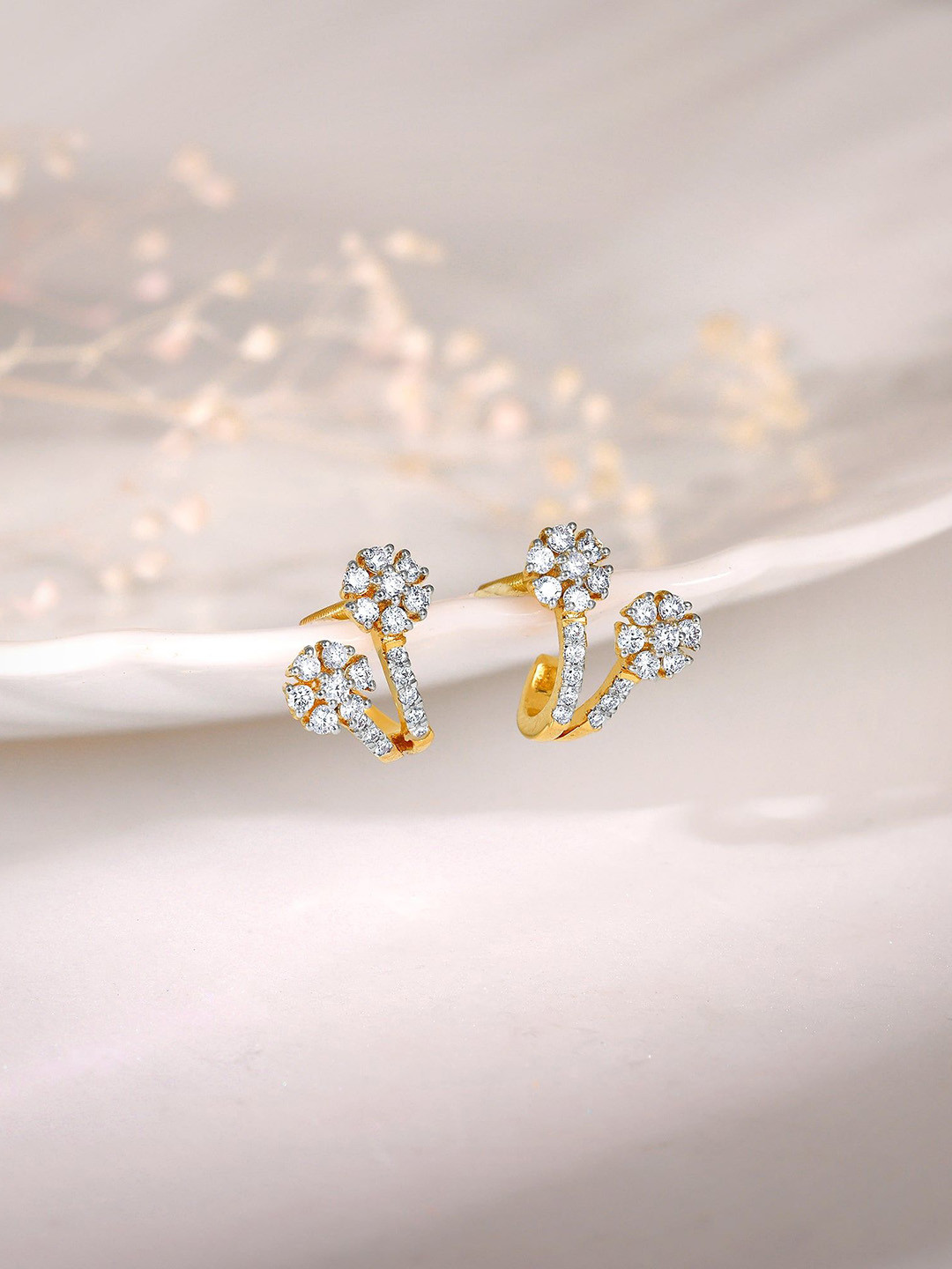 GIVA Women 18 Kt Gold Twinkle Trance Diamond Earrings-4.083 gms