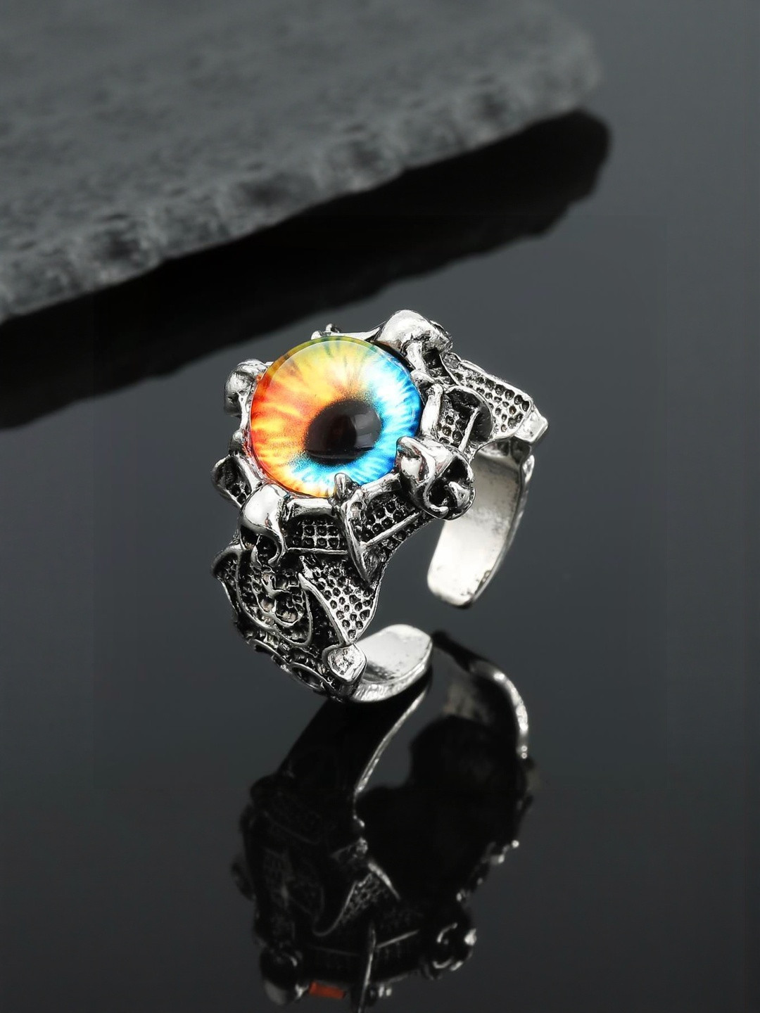 Teeragaj Eye Detail Adjustable Finger Ring