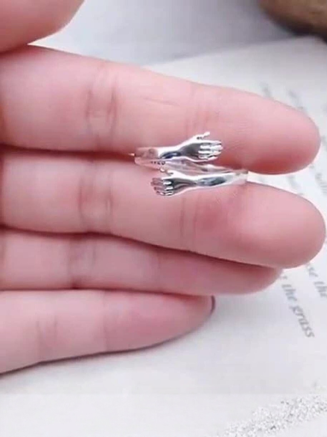 Teeragaj Adjustable Hug Ring