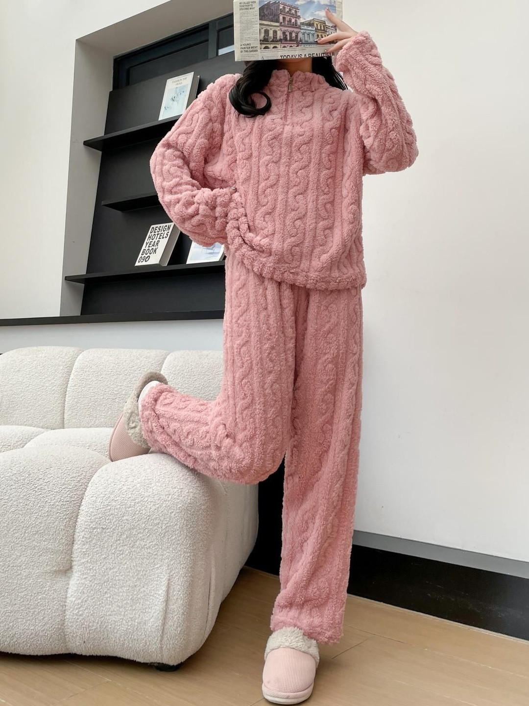Stem Rope Women Self Design Soft Woolen Fur Fleece Co-Ords Set