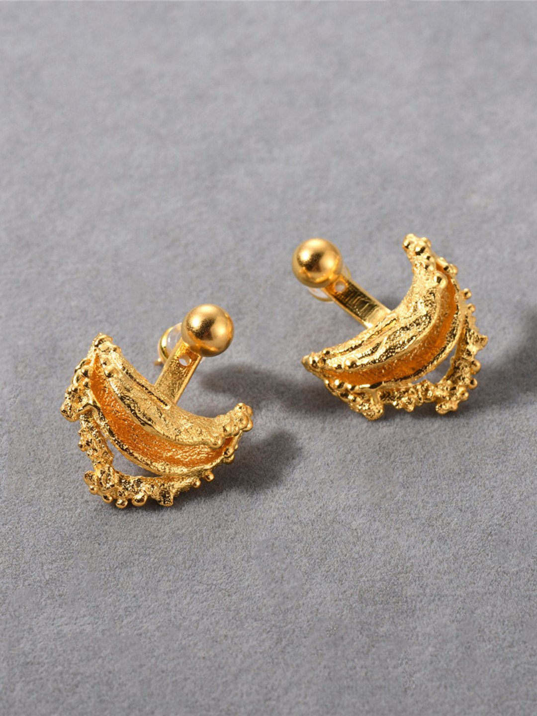 ShopSiiri Mini Moon Earrings 18k Gold Plated Anti Tarnish