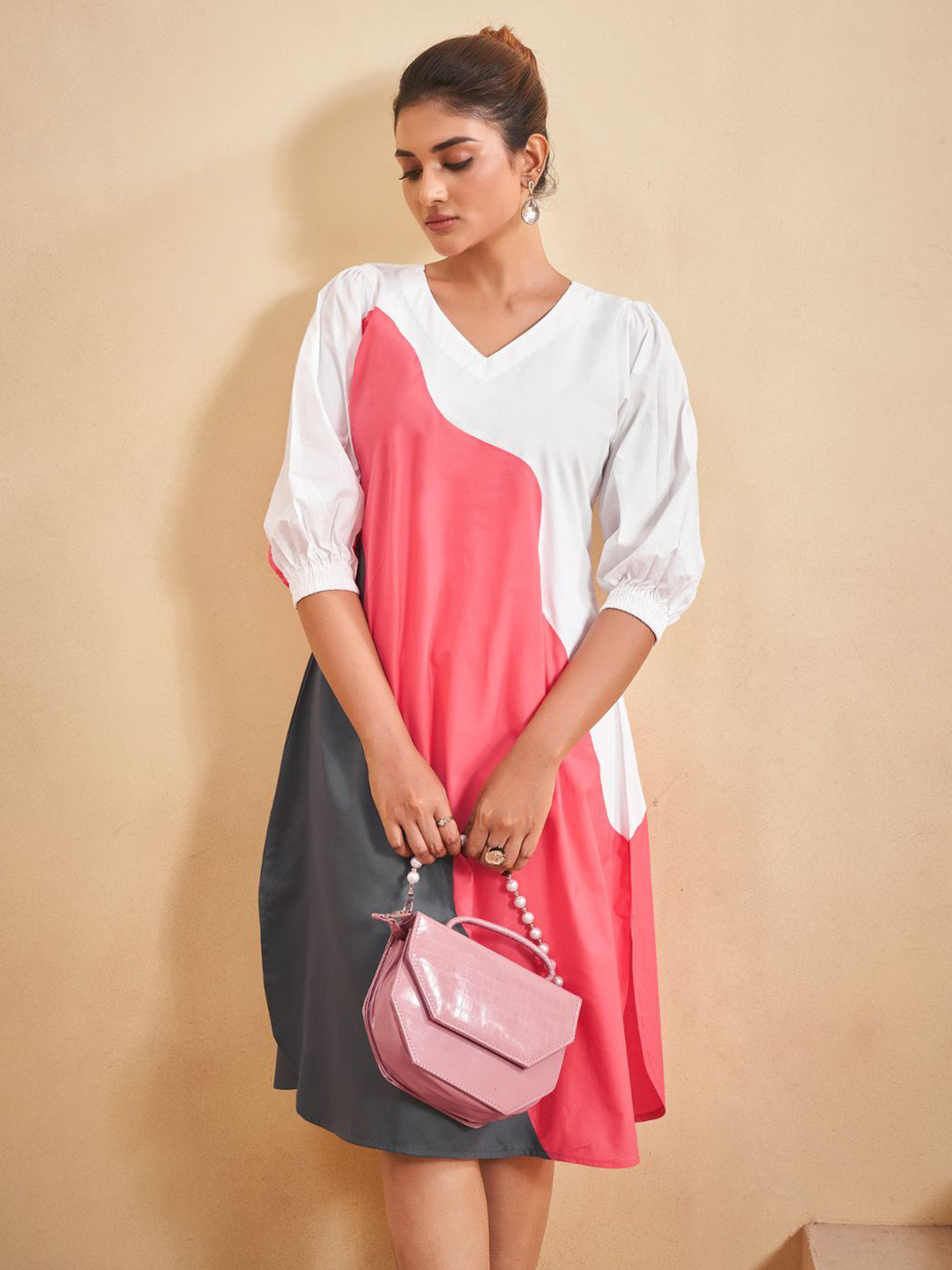 Kaftanize Puff Sleeve Colorblocked A-Line Midi Dress
