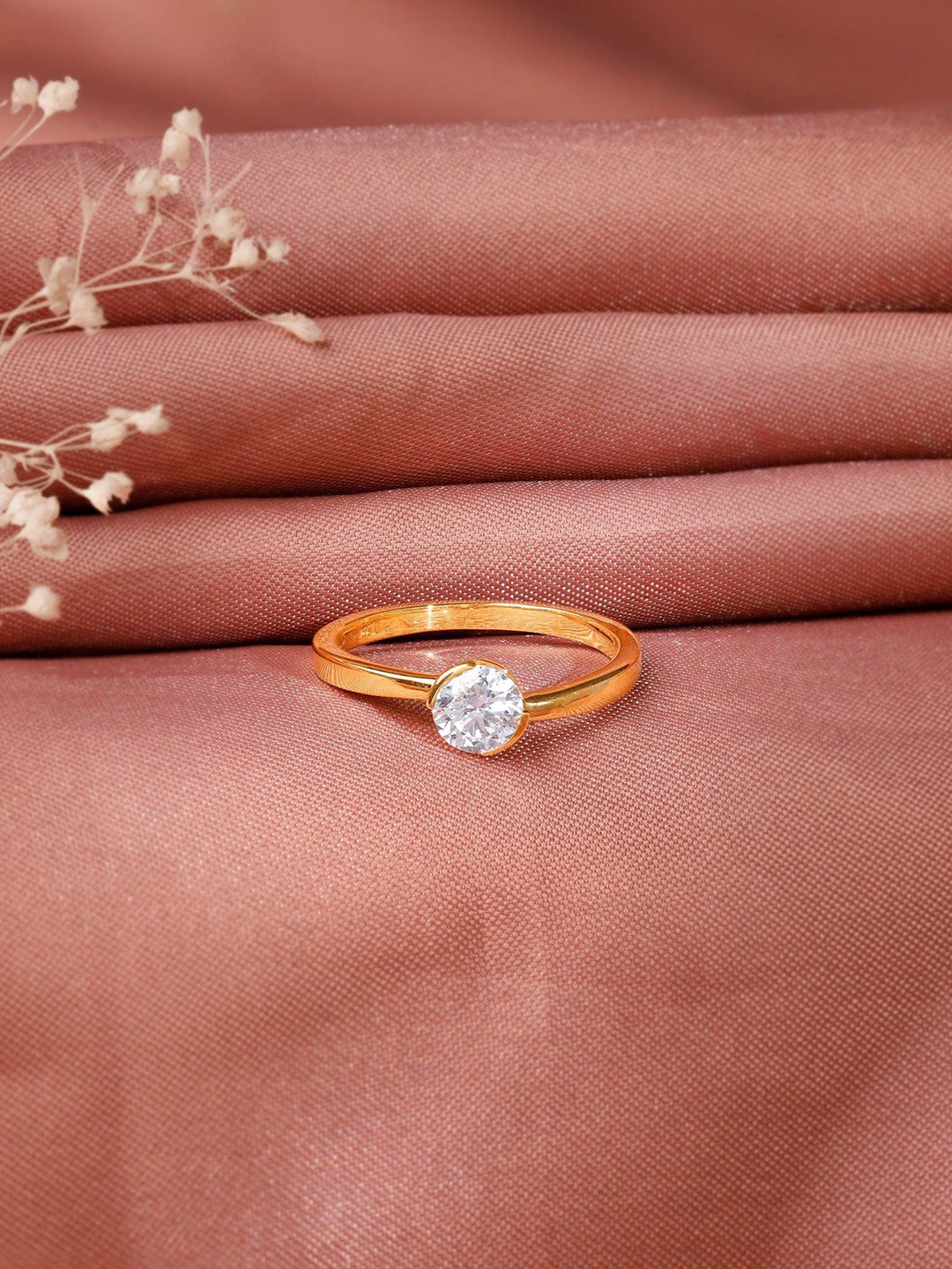 GIVA Women Gold Hug Solitaire Diamond Ring-1.79 gms