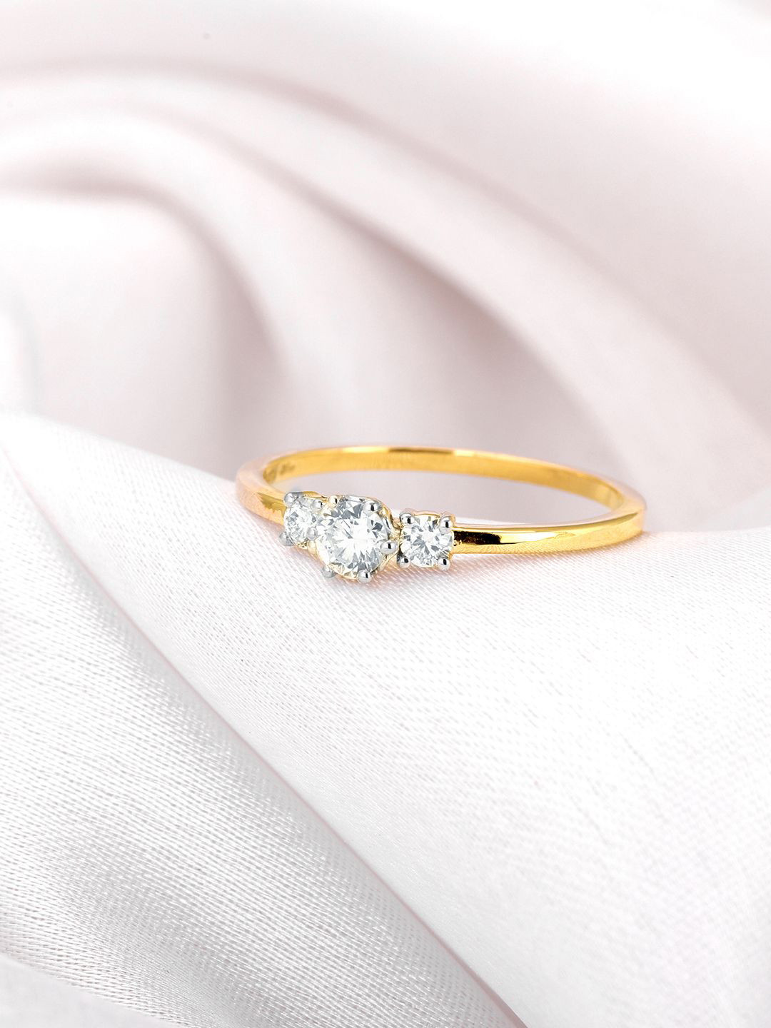 GIVA 18K Gold Diamond Ring-1.37 gms