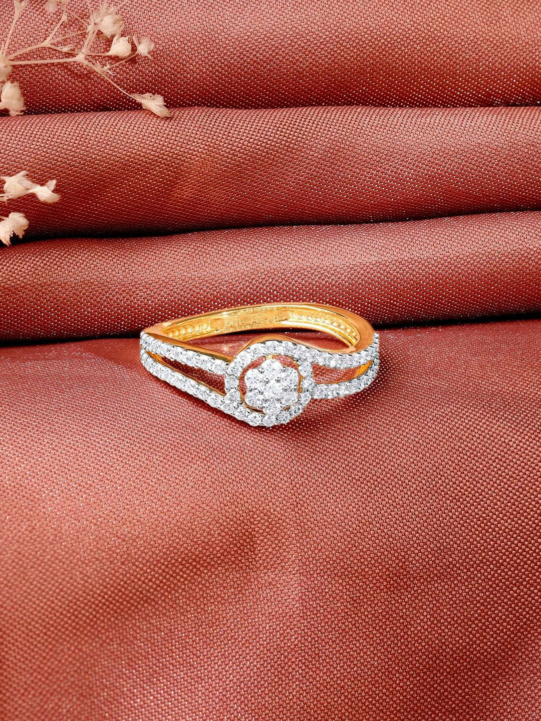 GIVA Gold Nigella Cluster Women 14 Kt Gold Lab Grown 0.49 Ct Diamond Ring-2.262 gms