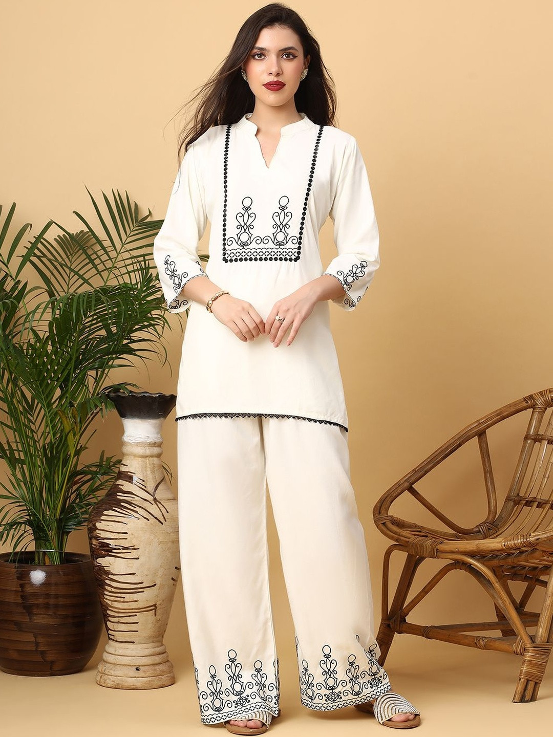 GANIX FASHION THAT DEFINE YOU Embroidered Tunic With Palazzo Co-Ords