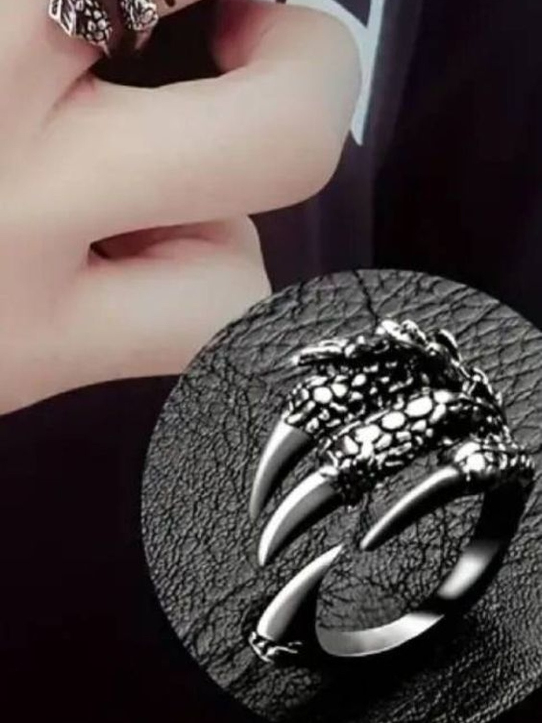 Teeragaj Clone Shaped Adjustable Finger Ring