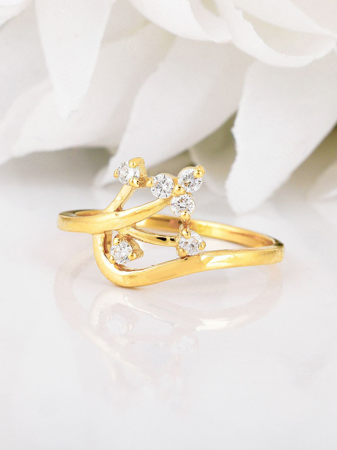 GIVA 18KT BIS Hall Mark Yellow Gold Dazzling Blossom Diamond Ring-2.11 gms