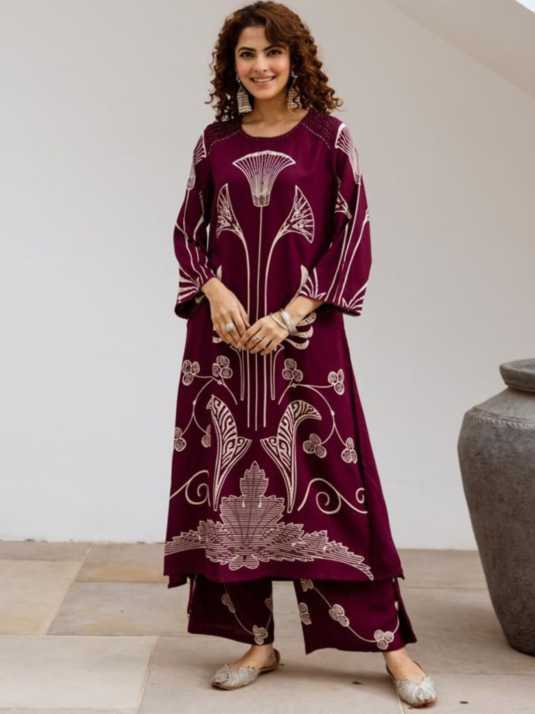 Kaftanize Women Orchid Botanical Print With Beads Work Detailed Long Kurta Set