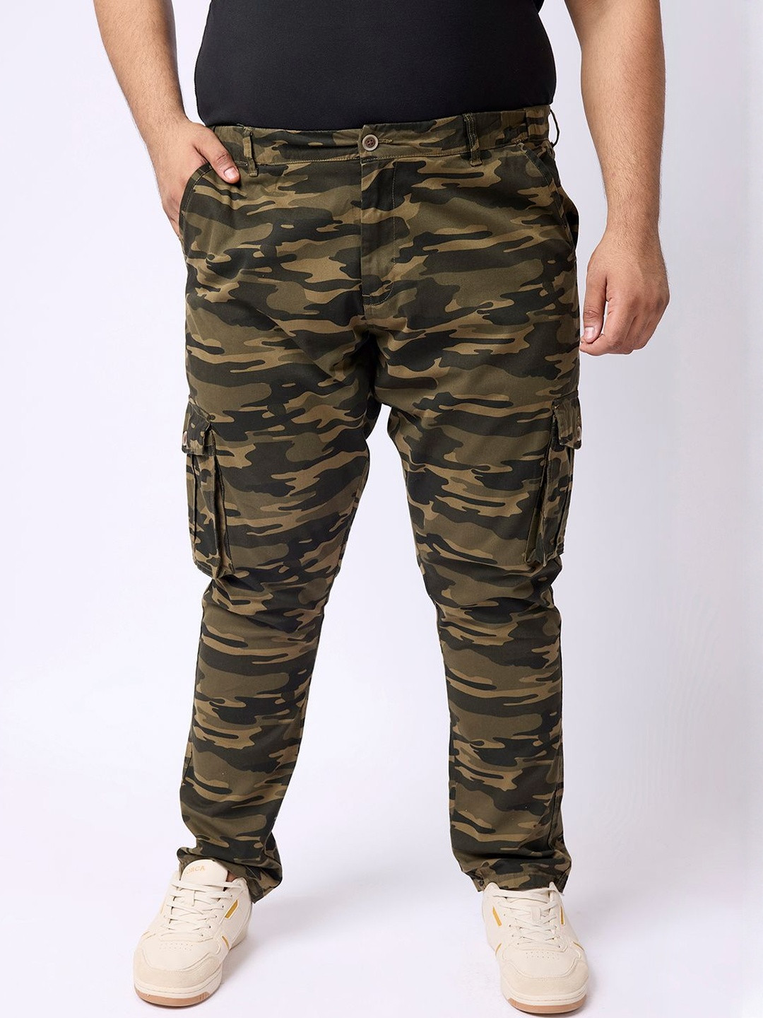 Big Hello - The Plus Life Men Camouflage Printed High-Rise Cargos Trousers