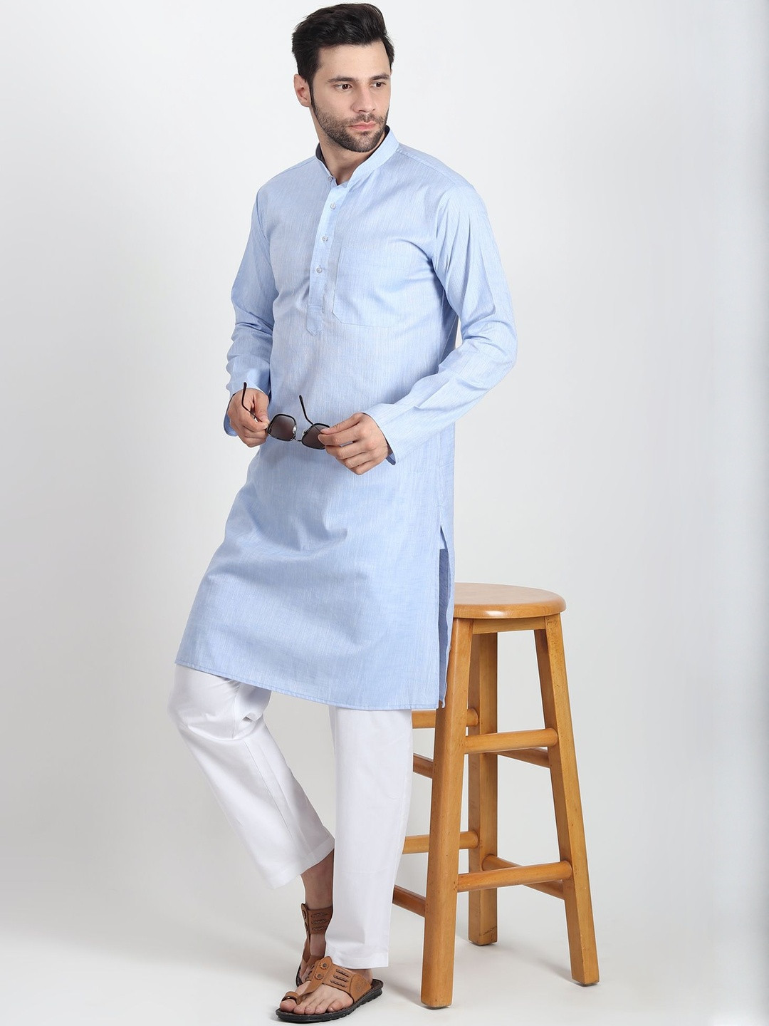 DASTEKARIGAR Mandarin Collar Straight Kurta With Pyjama
