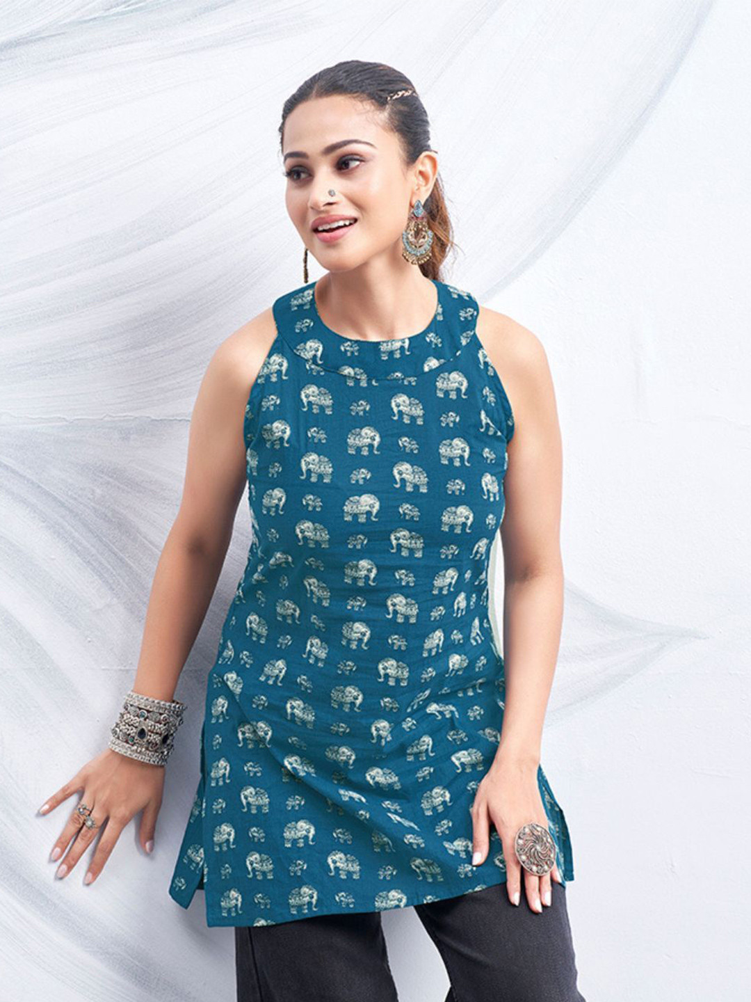 Kaftanize Blue Color Short Kurti With White Elephant Block Print