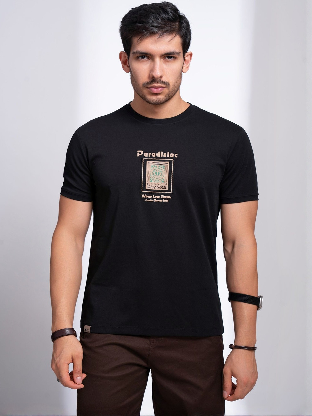 nostrum Men Graphic Printed Round Neck Cotton T-shirt
