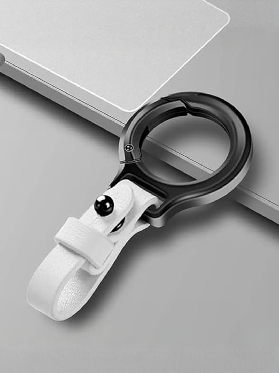 AUGEN Unisex Belt Loop Vegan Leather Key Chain