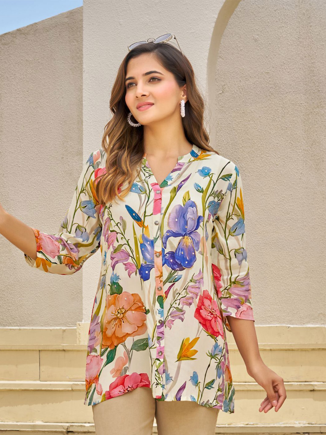 Kaftanize Women Bold Floral Printed Tunic with Sequin & Beads