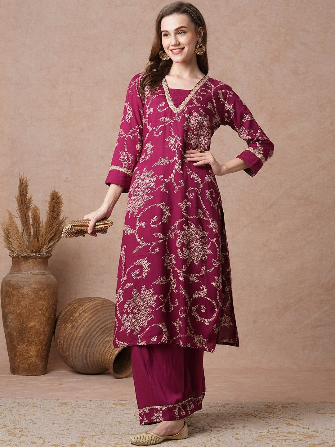 KHUHA Women Printed Cotton Blend Kurta & Trouser