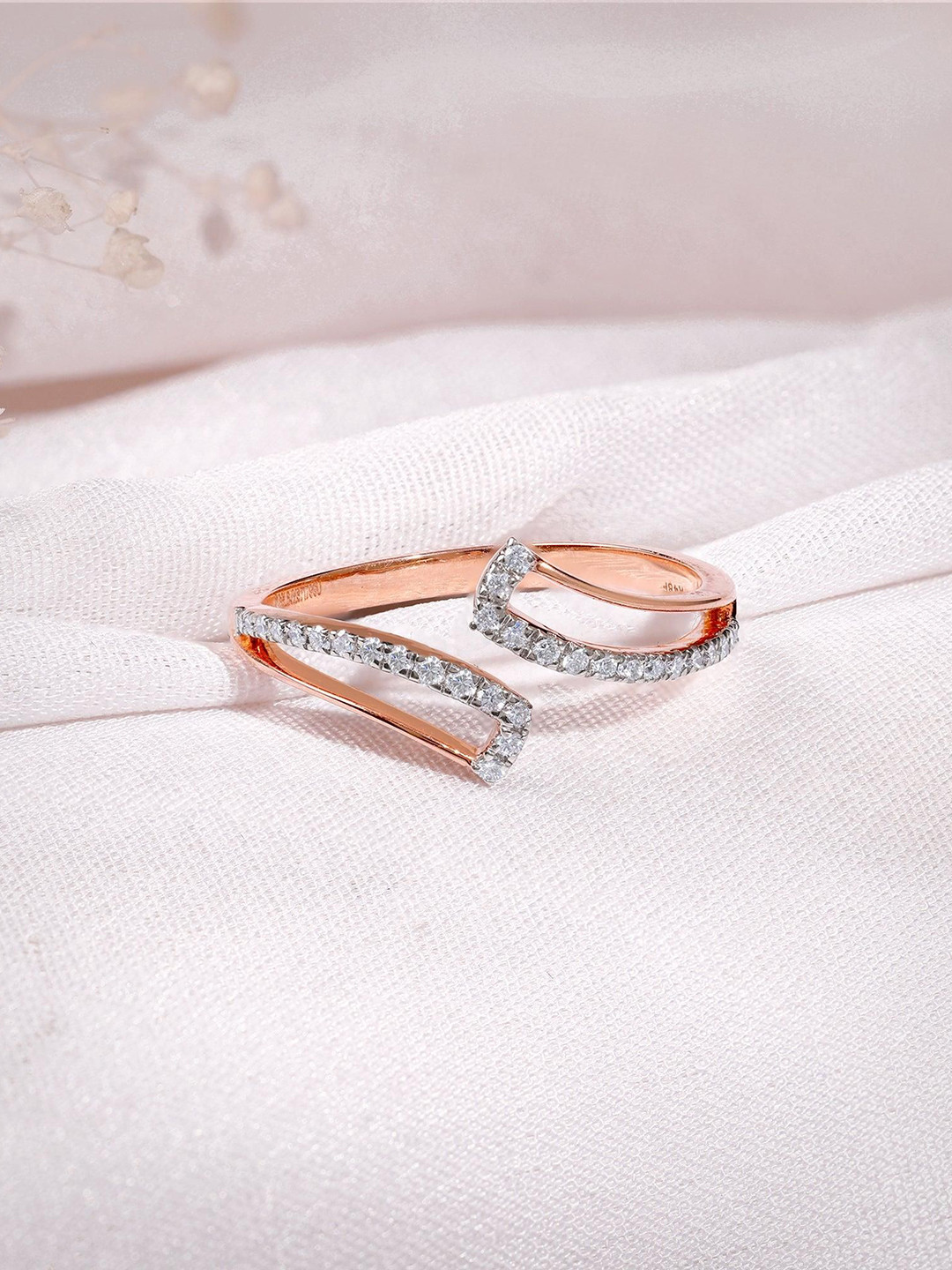 GIVA Diamond Across Ring-1.66 gms