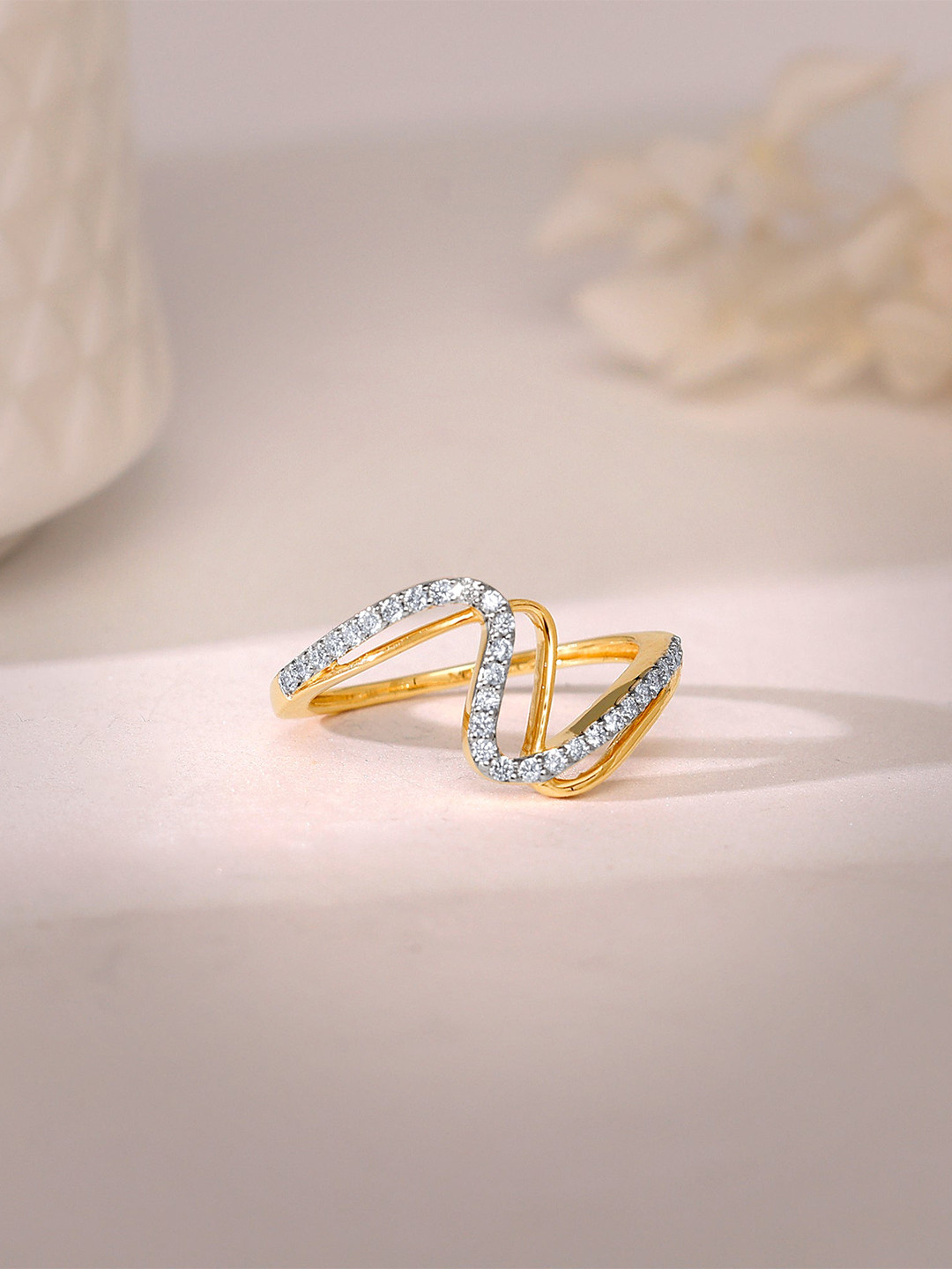 GIVA 14 Kt Gold Zig Zag Luxe 0.21ct Diamond Ring1.94 gm-1.848 gms