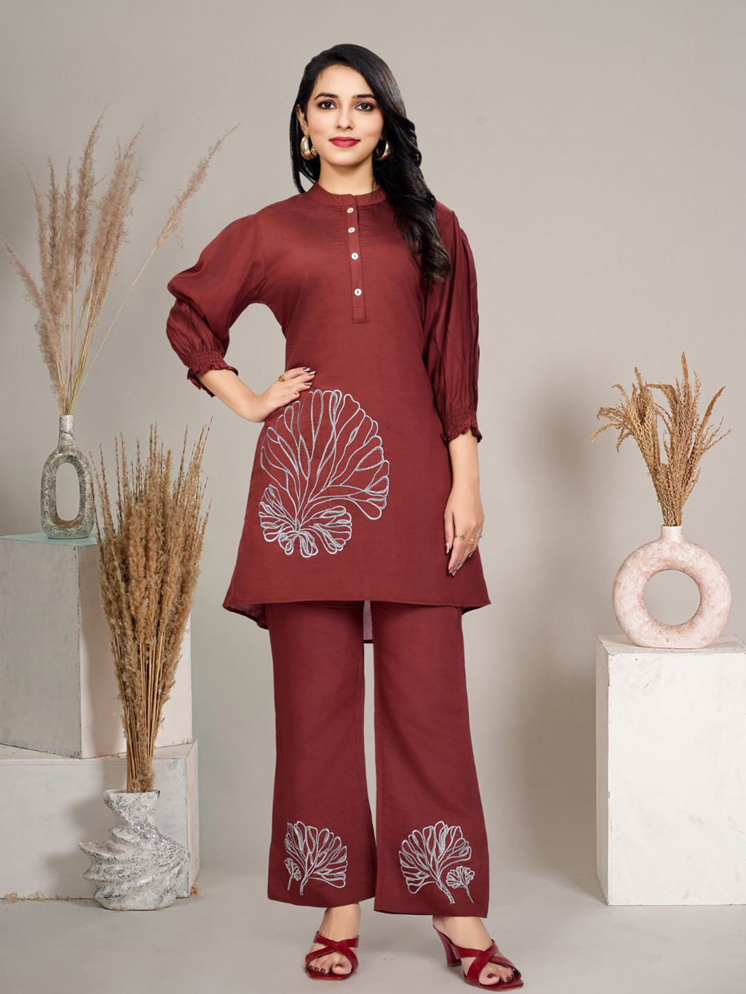 Kaftanize Embroidered Thread Work Puff Sleeves Tunic With Pant
