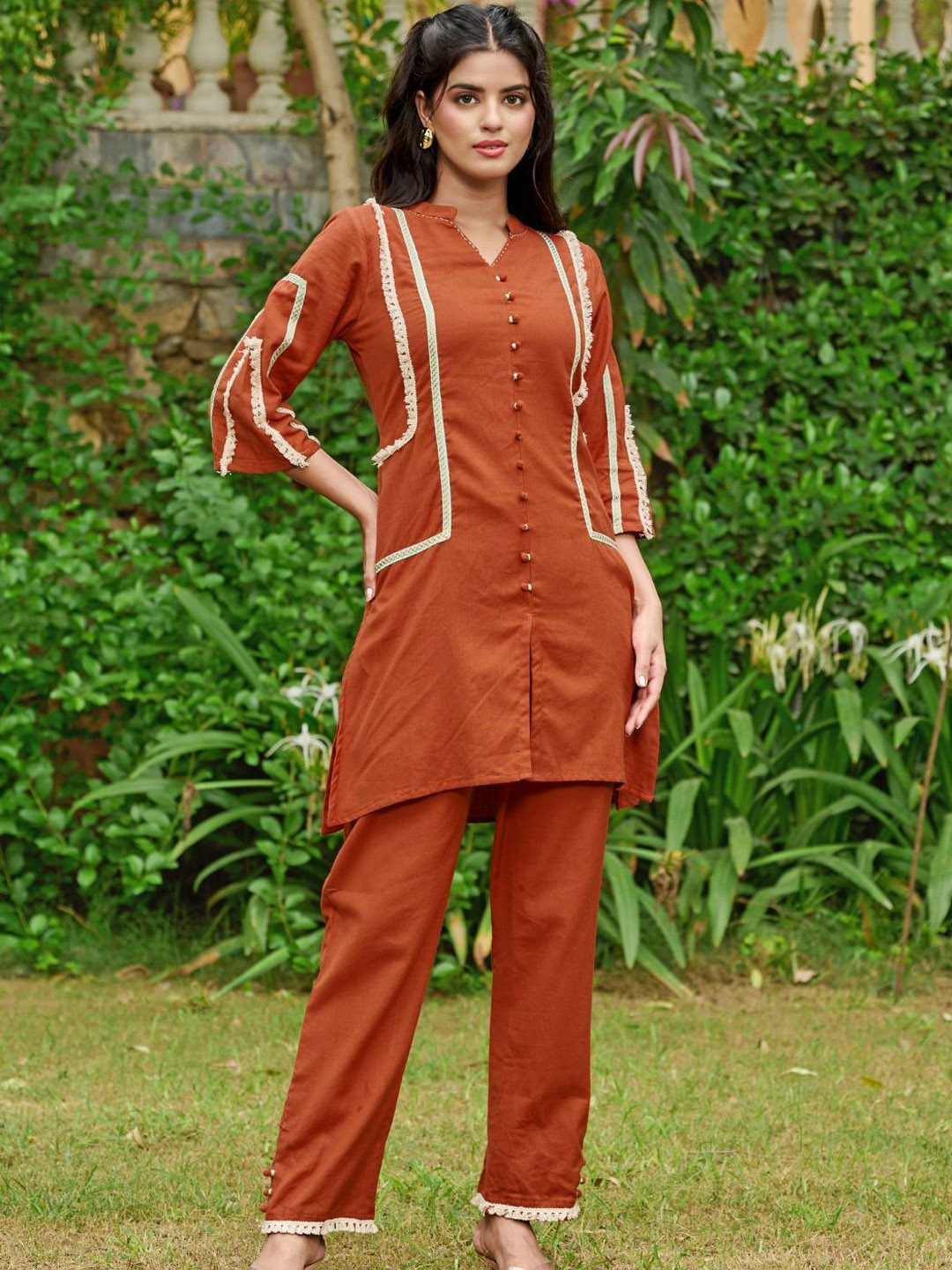 Kaftanize Embroidery Mandarin Collar Tunic With Trousers Co-Ords Set