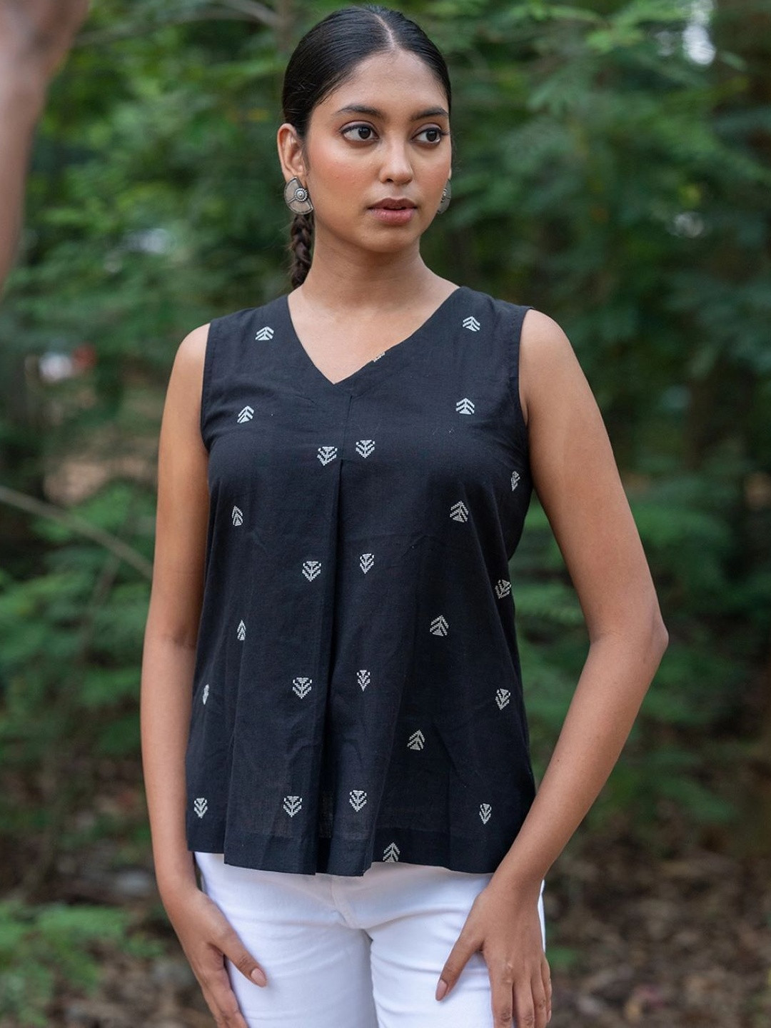 Sutra Art of Clothing Women Self Design V-Neck Cotton A-Line Top