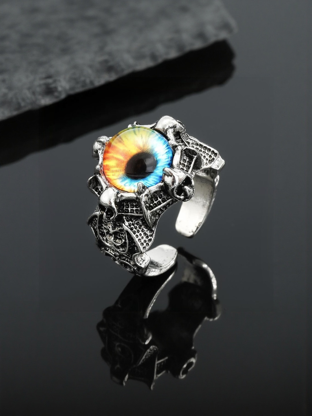 Teeragaj Dragon Eye Detail Adjustable Finger Ring