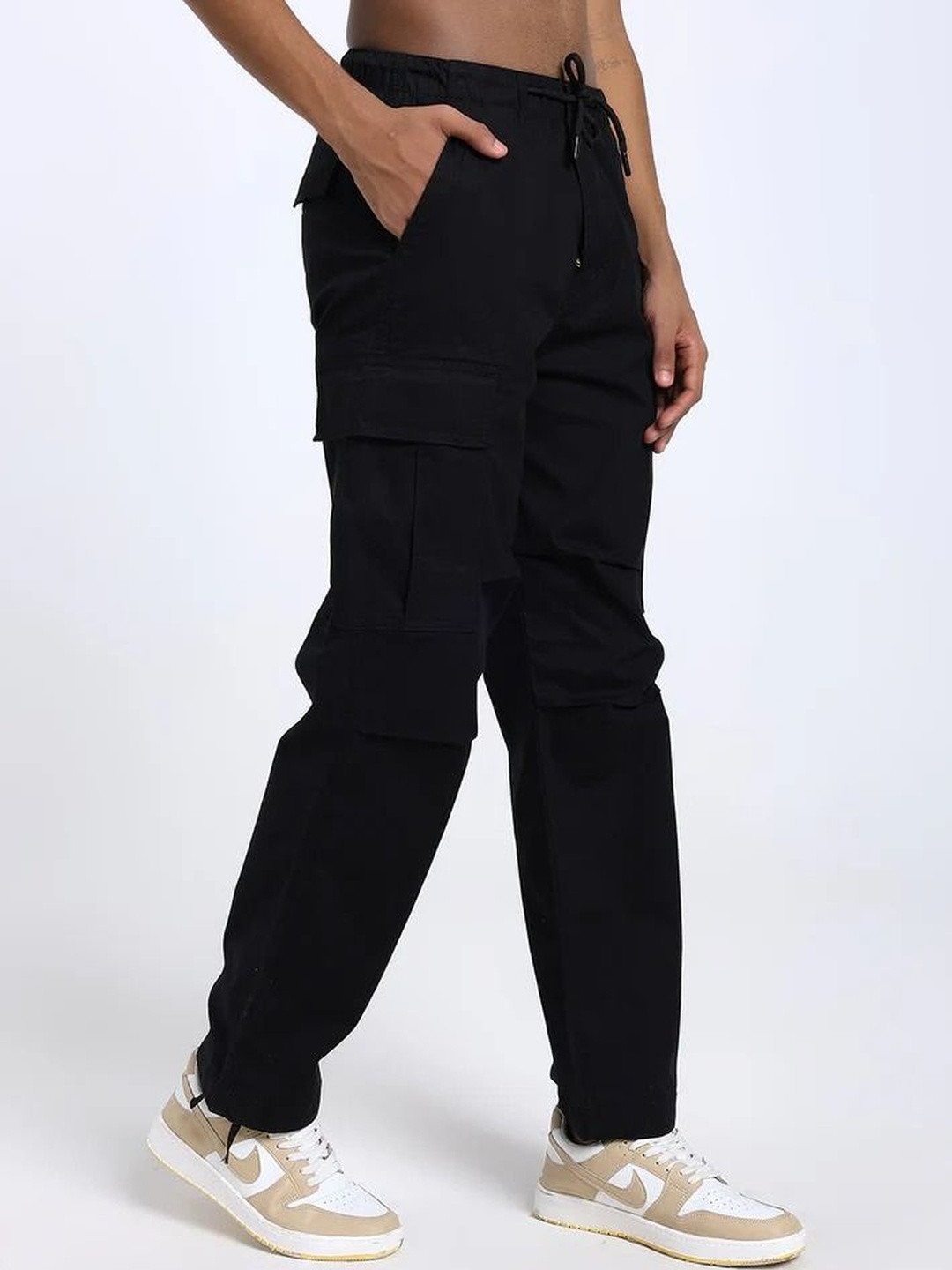 SAINT JONES Men Relaxed Fit High-Rise Cargos Trousers