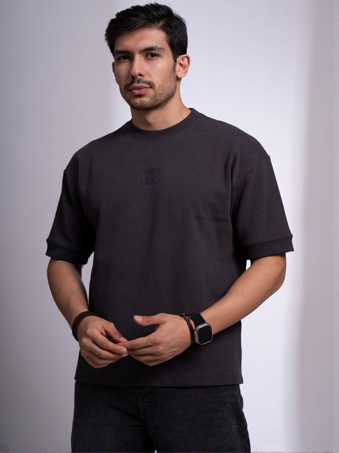 nostrum Drop-Shoulder Sleeves Oversized Cotton T-shirt