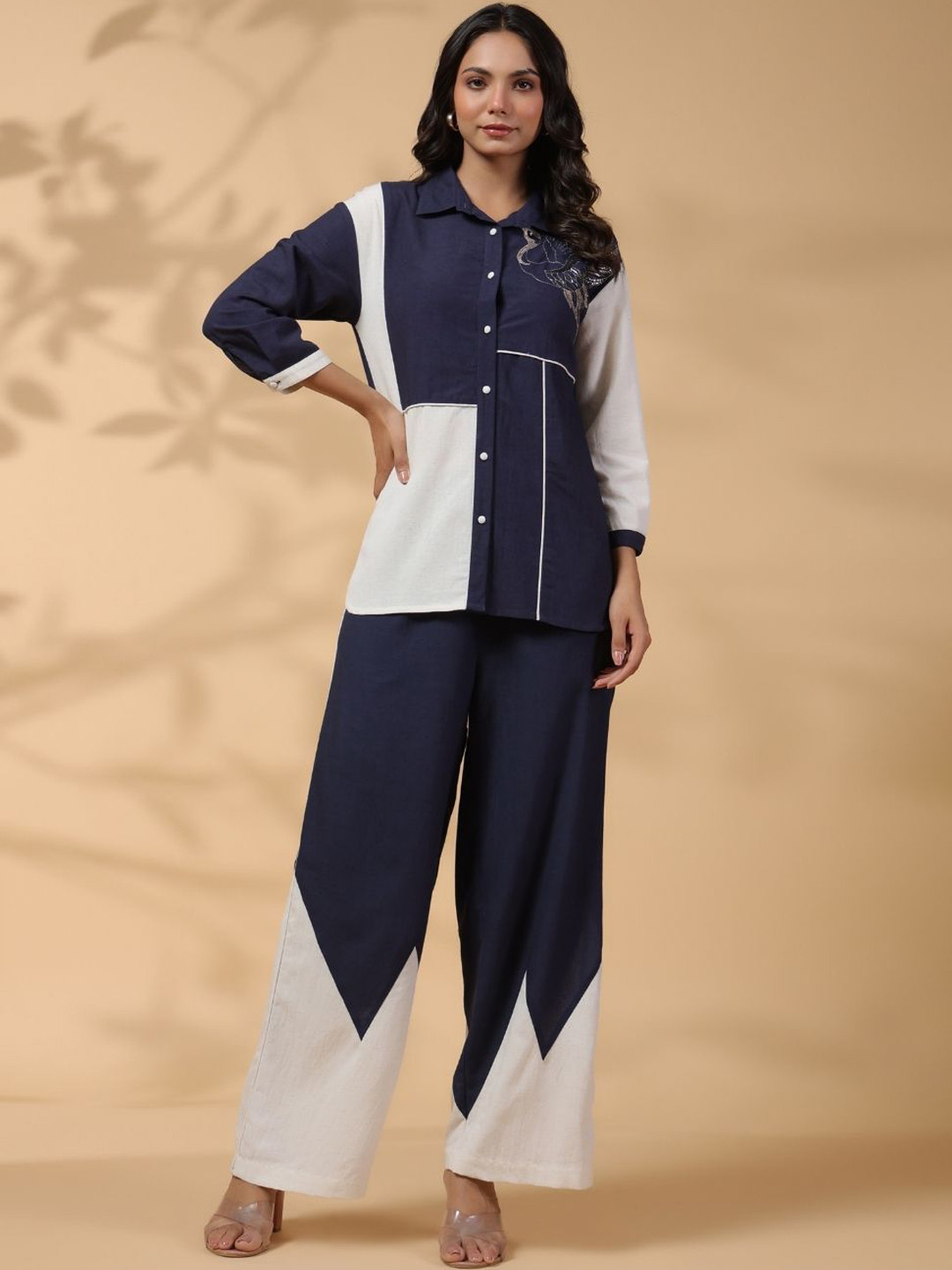 Kaftanize Women Navy Blue Bird Motif Embroidered Co-Ords