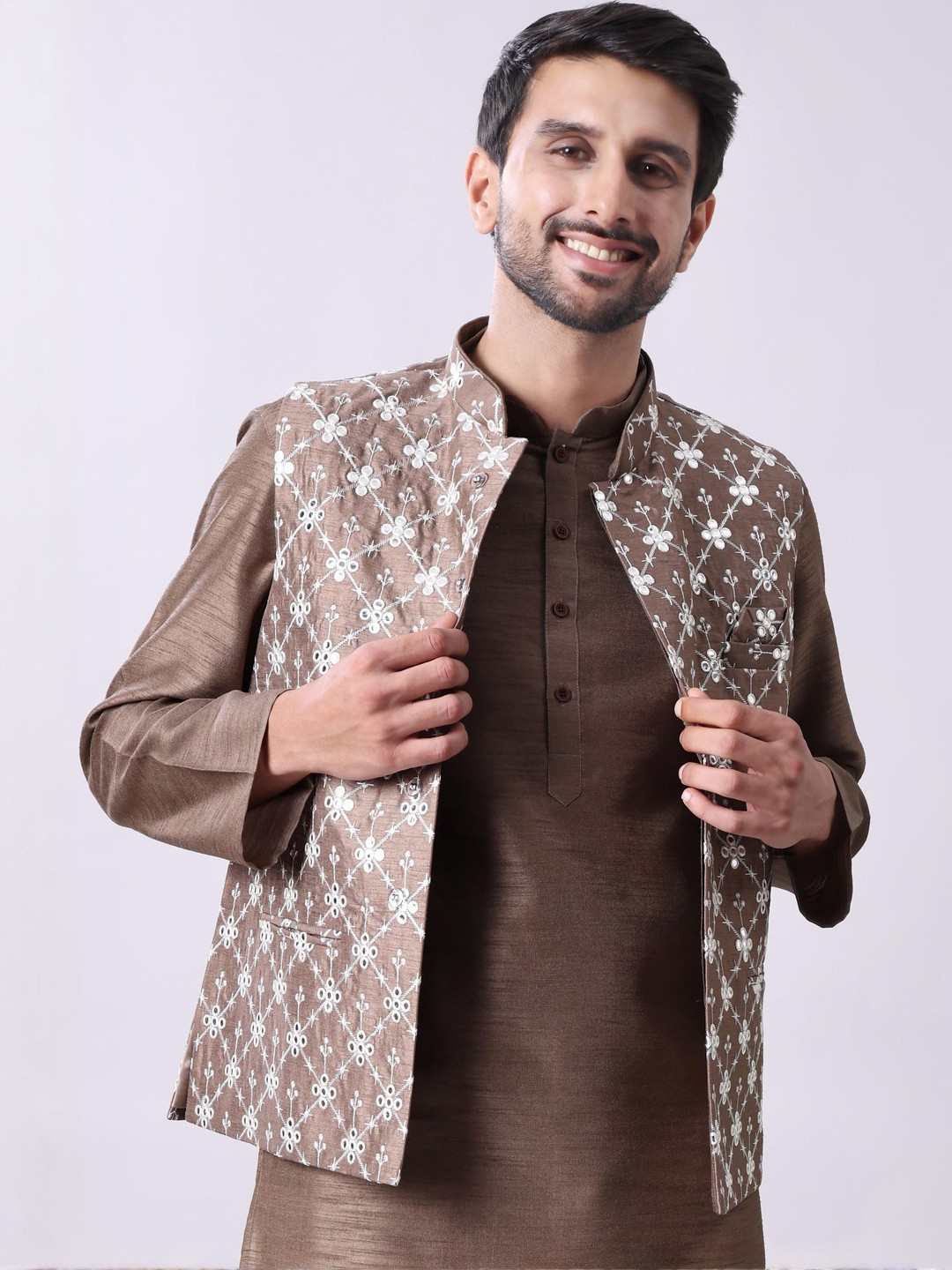 MAAHI FABS Band Collar Mirror Work Straight Kurta With Pyjamas & Nehru Jacket