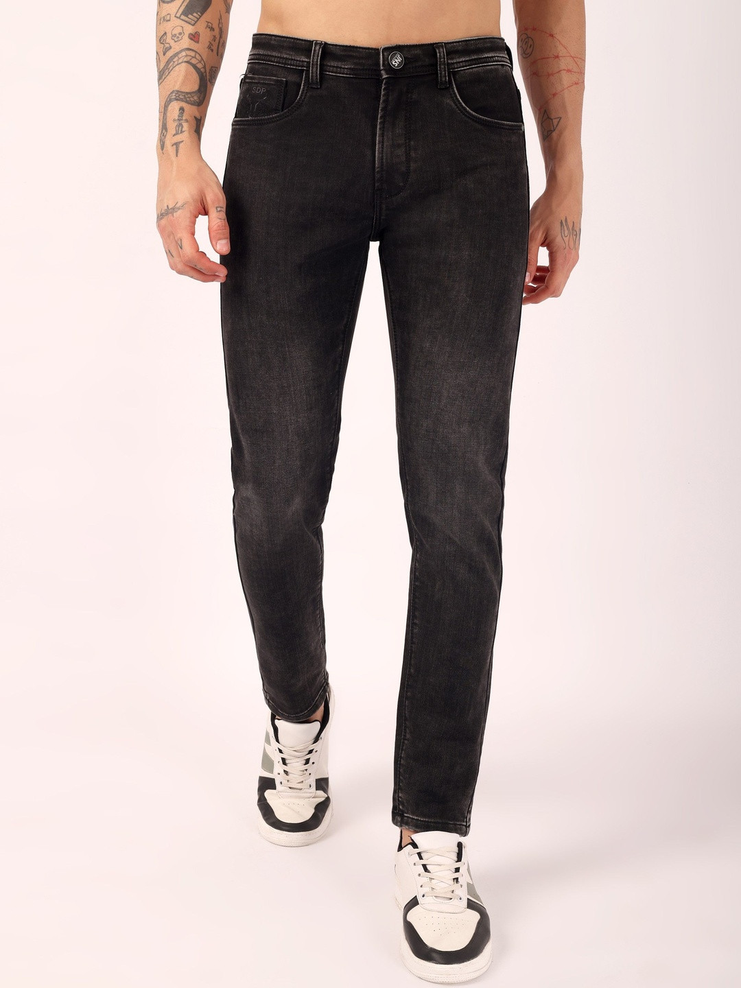 SUI DHAGA Men Narrow Relaxed Fit Mid-Rise Heavy Fade Stretchable Jeans