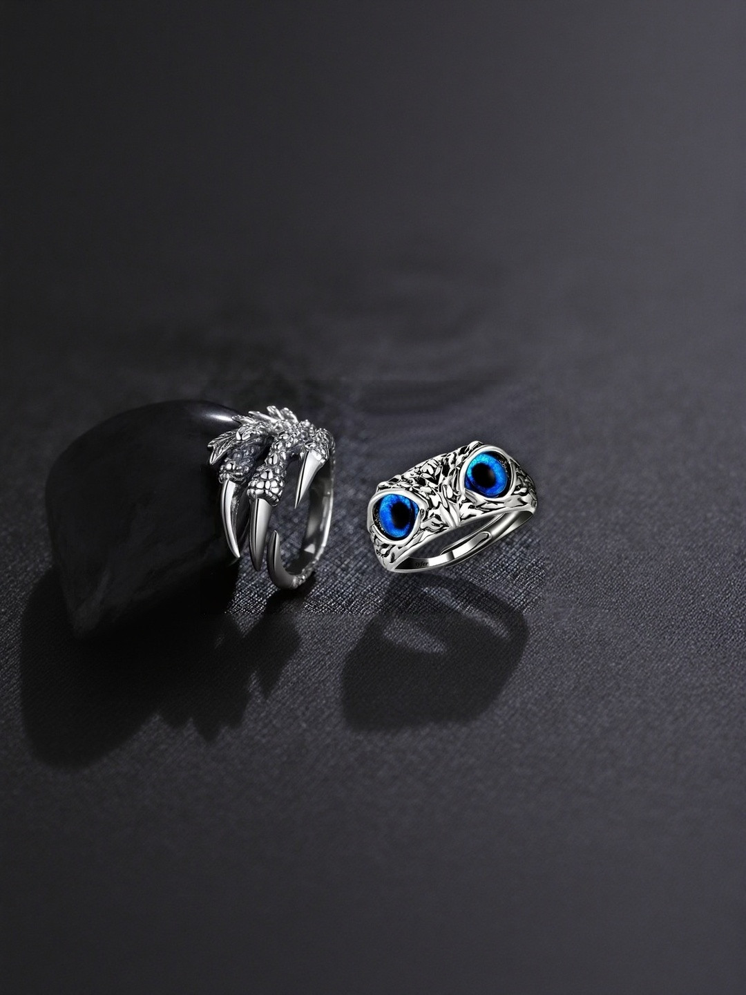 Teeragaj Set of 2 Owl and Claw Adjustable Finger Ring
