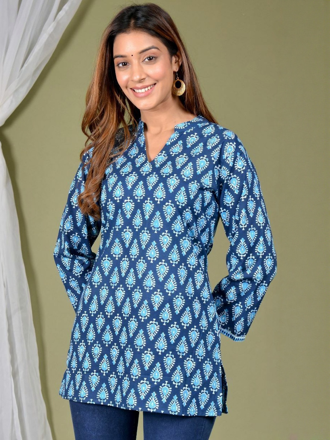 INAVISH Ethnic Motifs Printed Pure Cotton Kurti