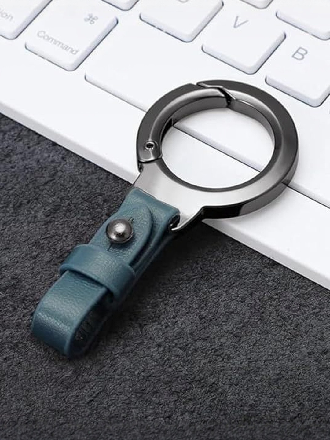 AUGEN Belt Loop Vegan Leather Key Chain