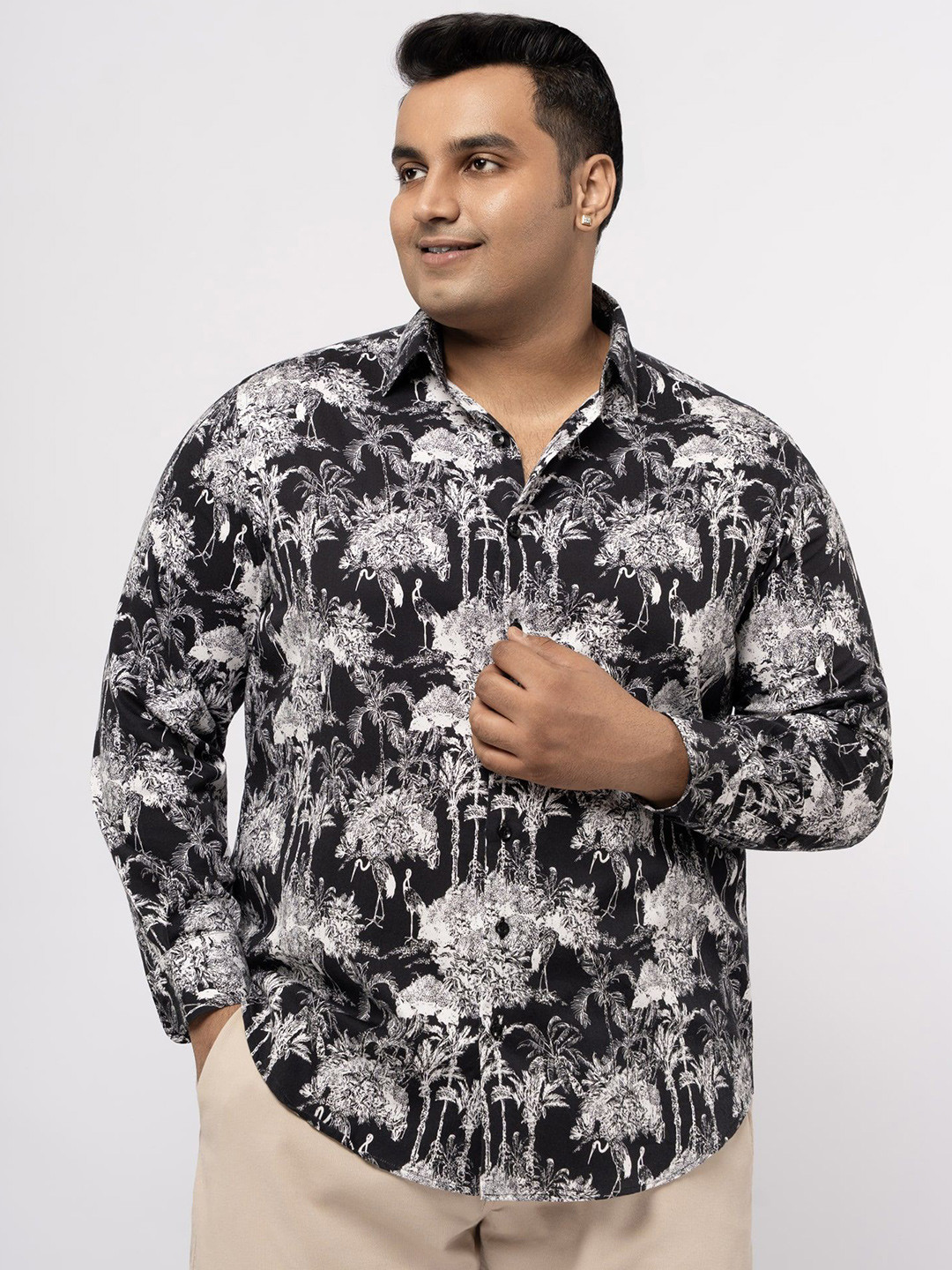 Big Hello - The Plus Life Men India Slim Fit Conversational Printed Cotton Casual Shirt