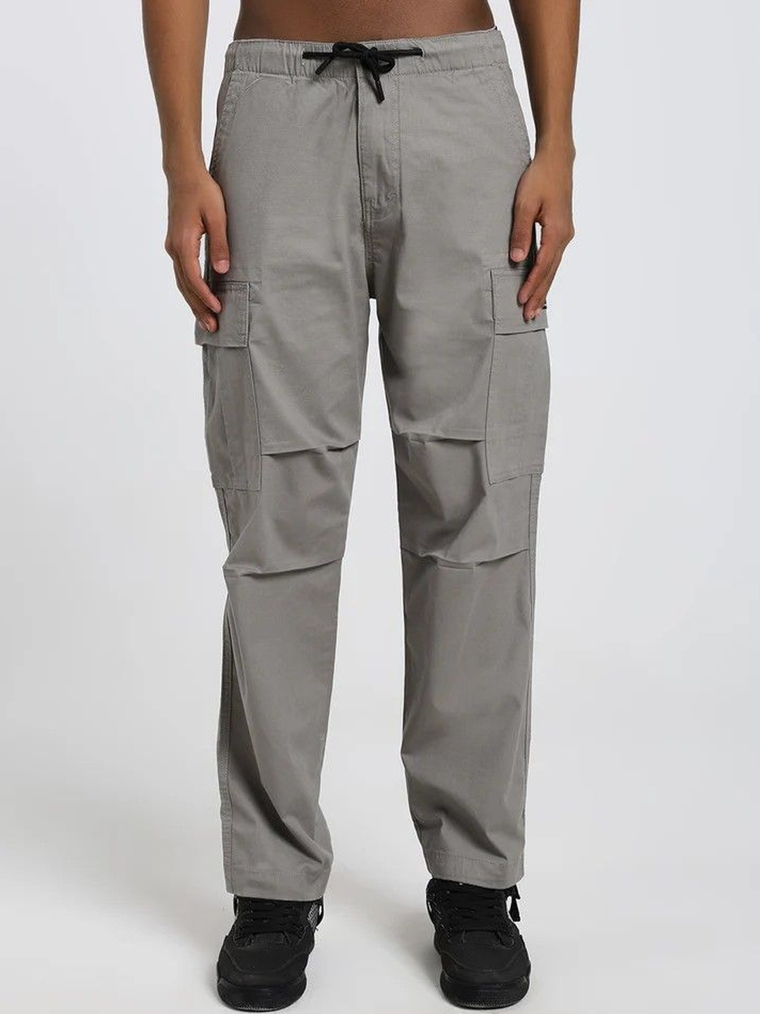 SAINT JONES Men Original Relaxed Fit High-Rise Cargos Trousers