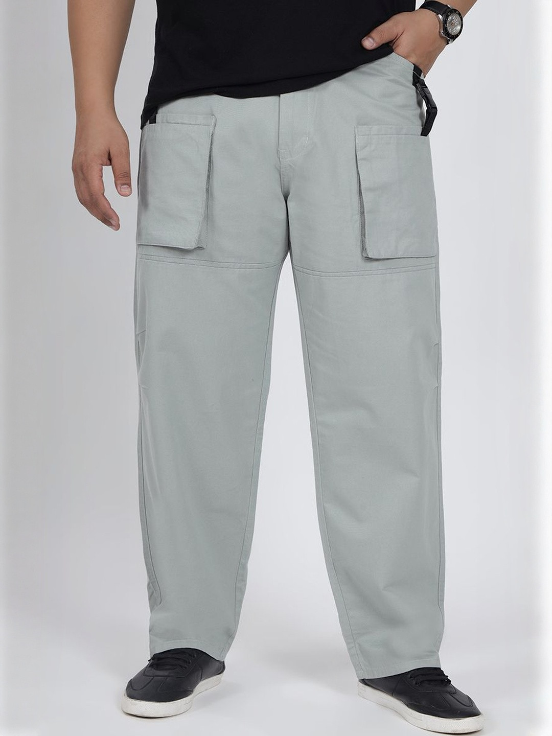 Snitch Men Light Grey Mid-Rise Regular Fit Plus Size Cotton Cargo Pants