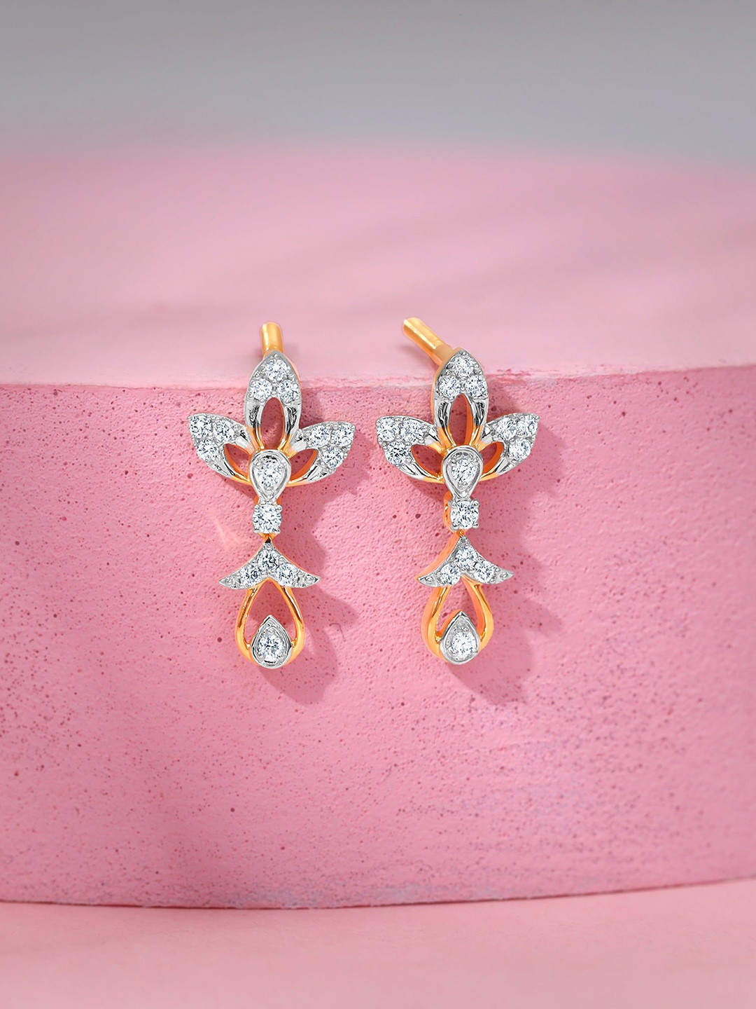 GIVA Gold Leaflight Diamond Earrings-2.6 gms