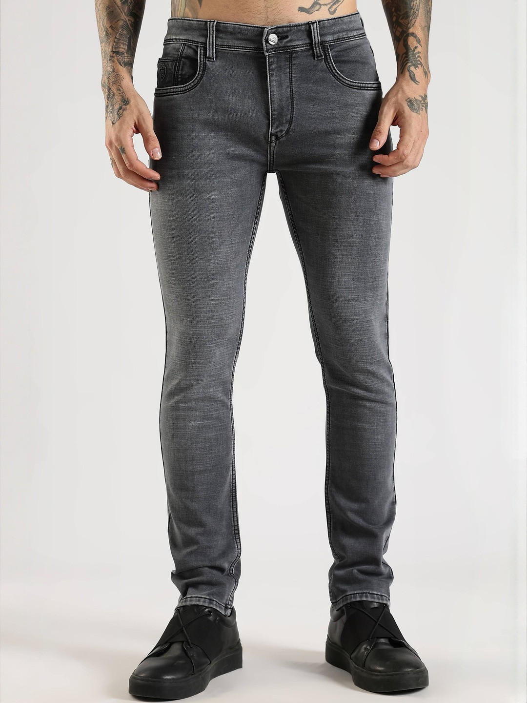 COOL COLORS Men Relaxed Fit Mid-Rise Light Fade Stretchable Denim Jeans