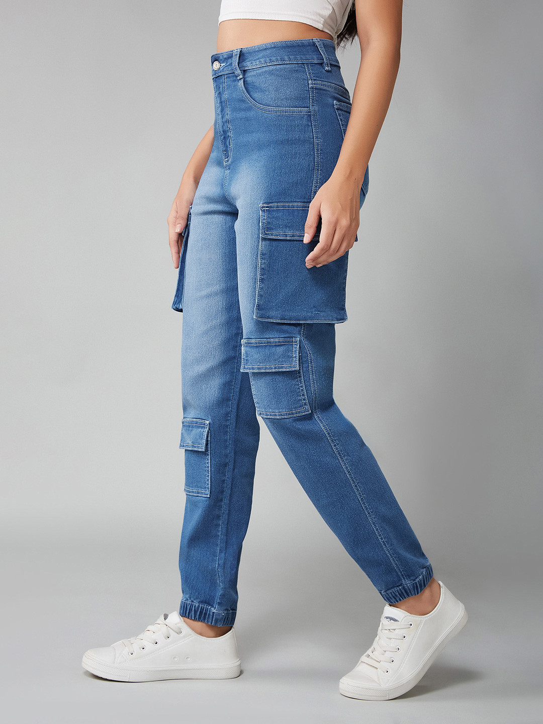 DOLCE CRUDO Women Denim Joggers Fit High-Rise Light Fade Cargo Styles Stretchable Jeans