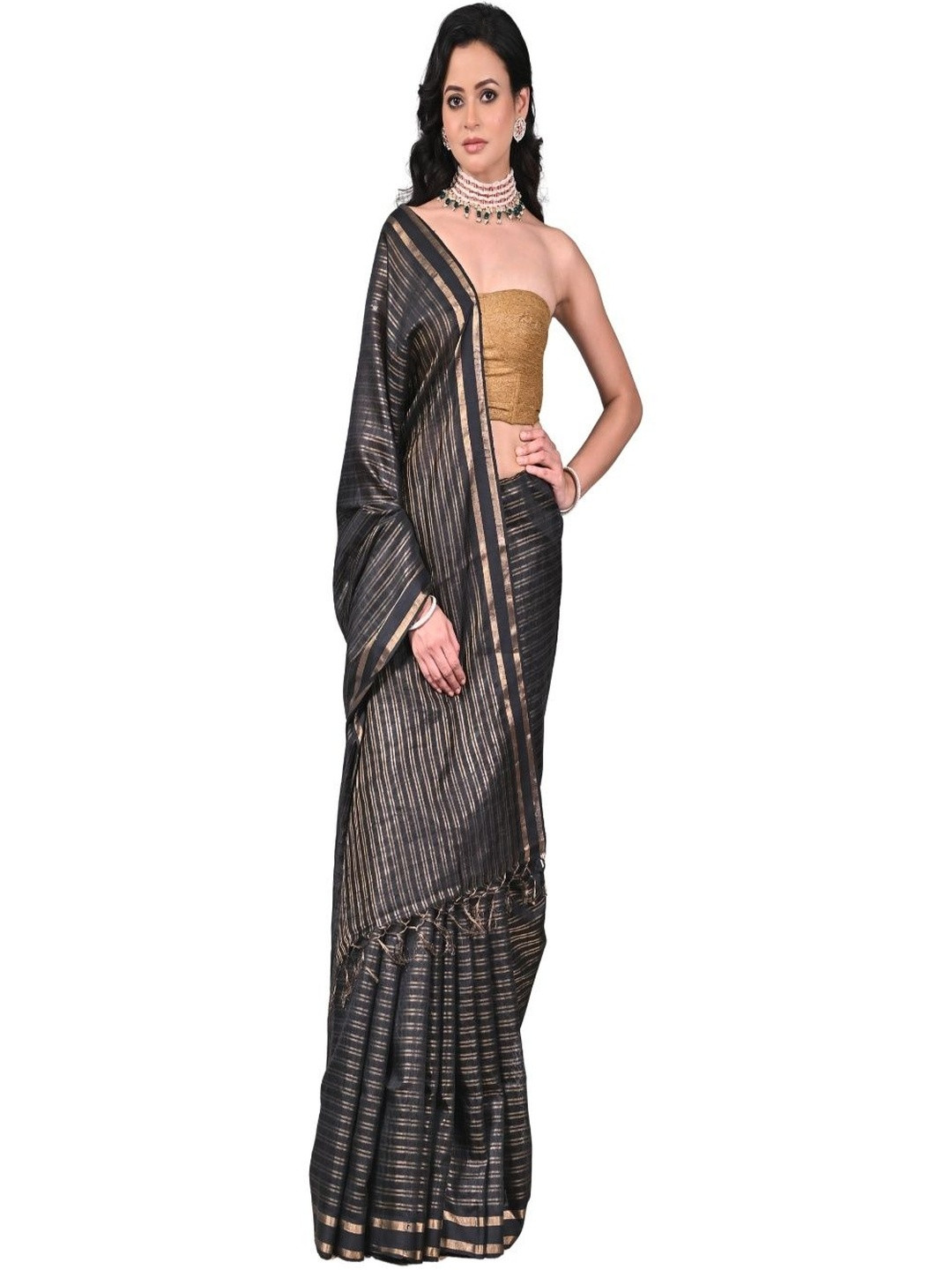 SAANTHA Woven Design Zari Silk Blend Saree