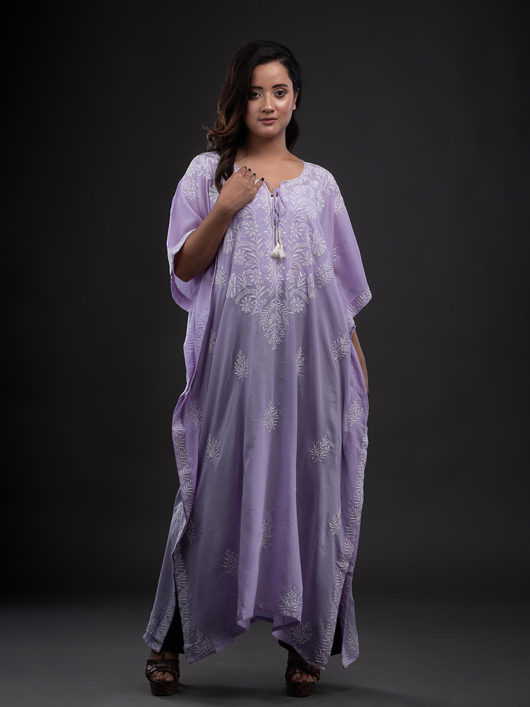 The Chikankari Raasaah Women Ethnic Motifs Chikankari Embroidered Kaftan Kurta